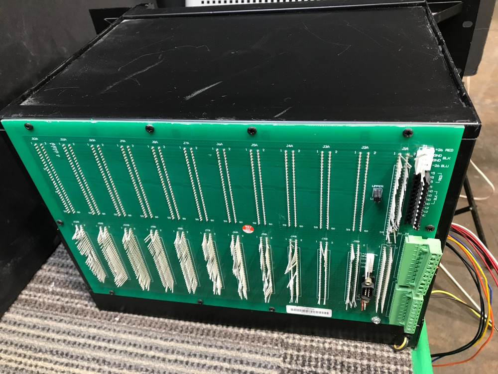 BOGEN MULTICOM IP-2000 CONTROLLER WITH 6 CARDS POWER SUPPLY *