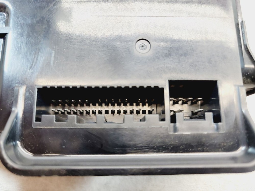 2021 MAZDA CX-30 BODY CONTROL MODULE BCM OEM BDTS-67-560E