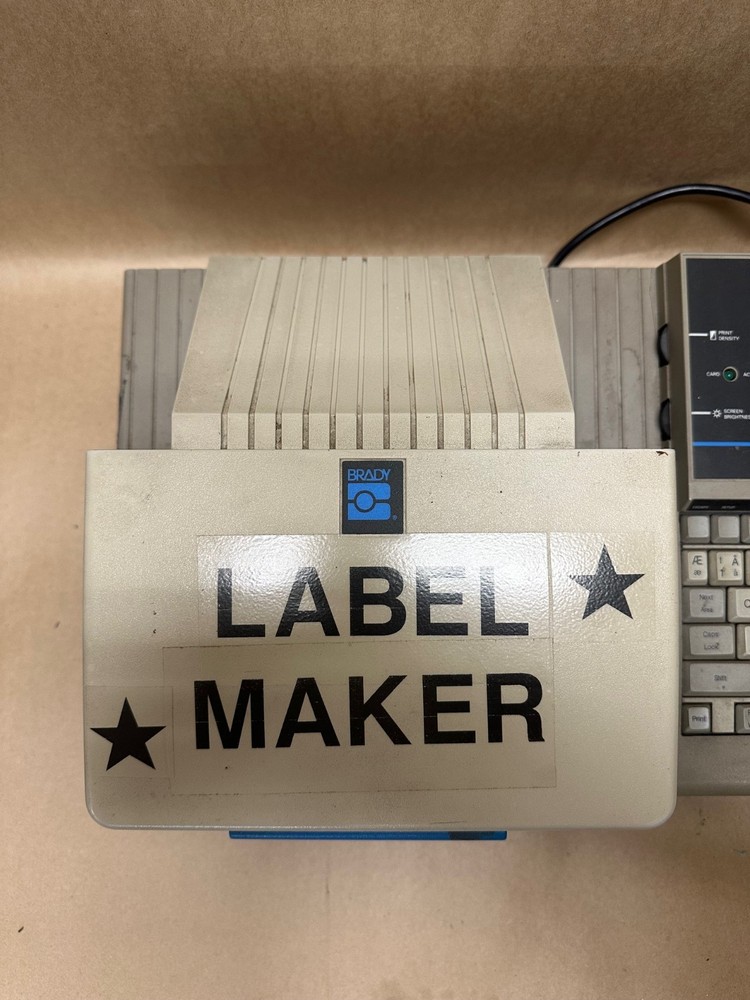 Brady Labelizer Plus Label and Sign Maker