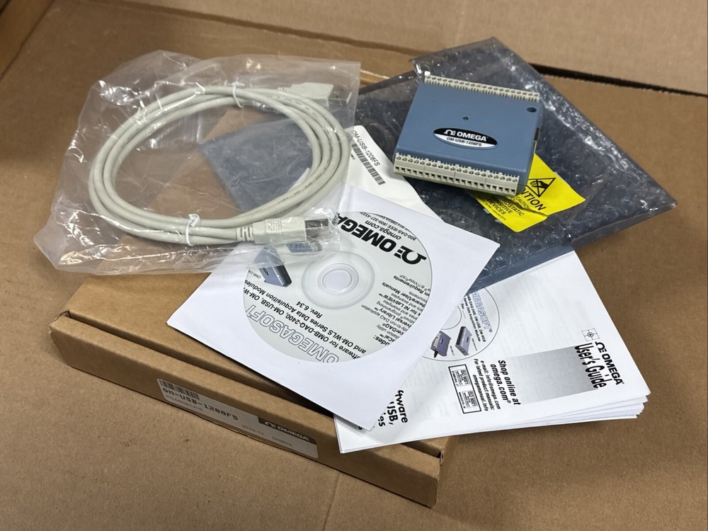 NEW Omega OM-USB-1208FS USB Data Acquisition Module & Software FAST SHIPPING