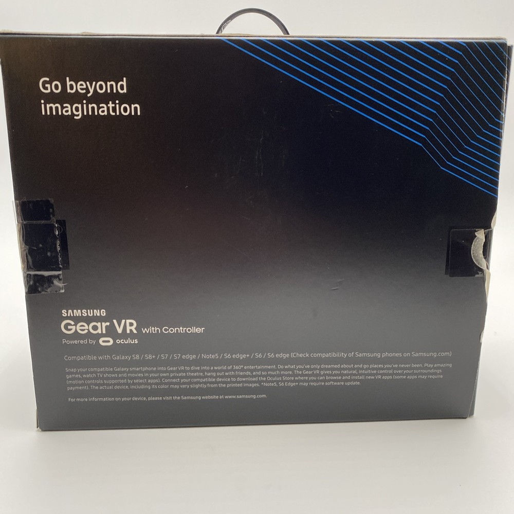 Virtual Reality Samsung SMR324 Gear VR with Controller - Black