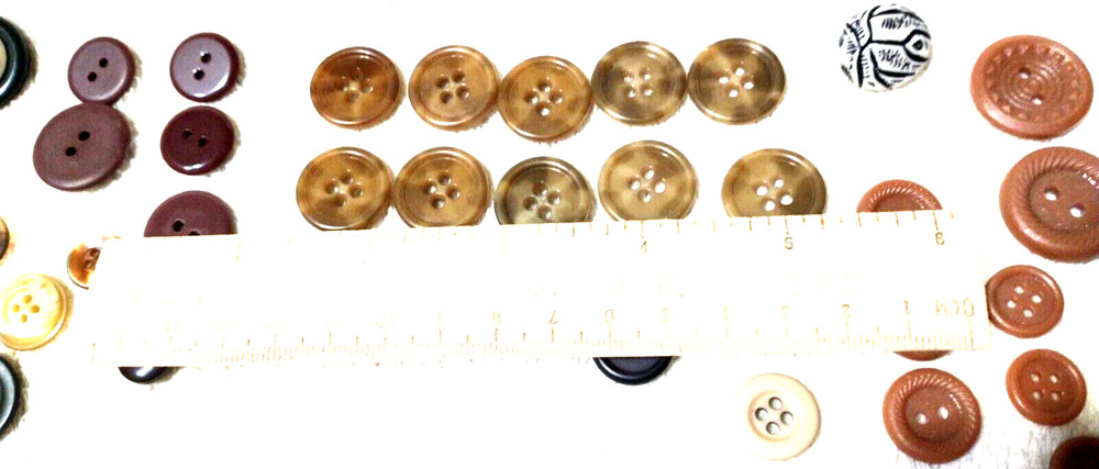 Buttons 40 Tan & Brown, Light Brown Assorted Shapes and Sizes BA1