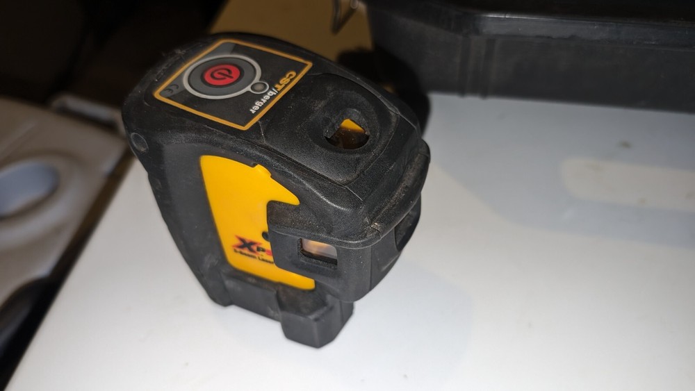 CST Berger Laser Cross Level ILM-XT Interior Model And Case