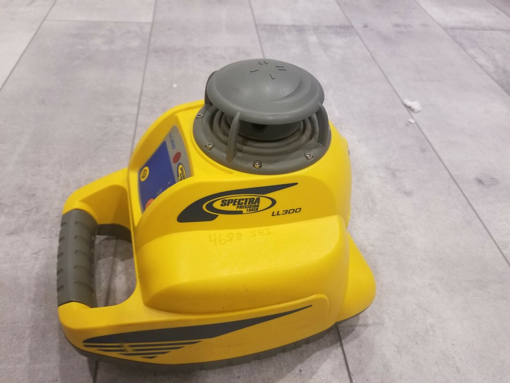 SPECTRA PRECISION LASER LEVEL- LL300