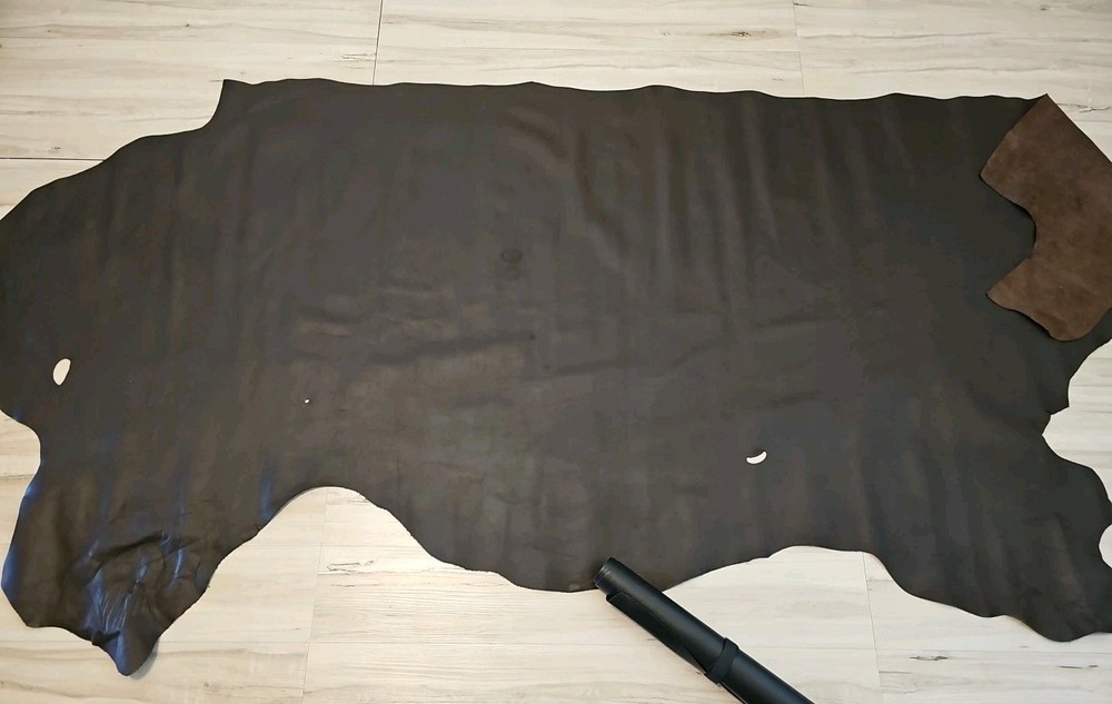 3oz DARK MATTE BROWN SOFT SMOOTH GRAIN LEATHER HIDE PANEL,SHEET,SQUARE, 23+sqf