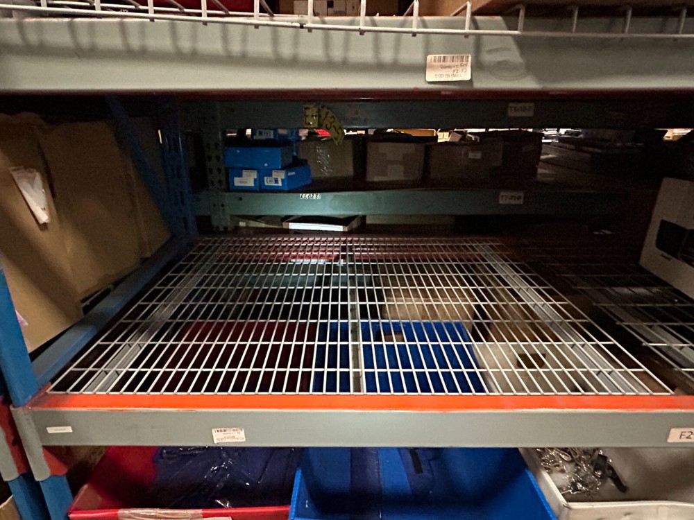 PALLET RACK WIRE DECKING- FLAT FLUSH DECK, 3-CHANNEL, FITS 42" RACKING