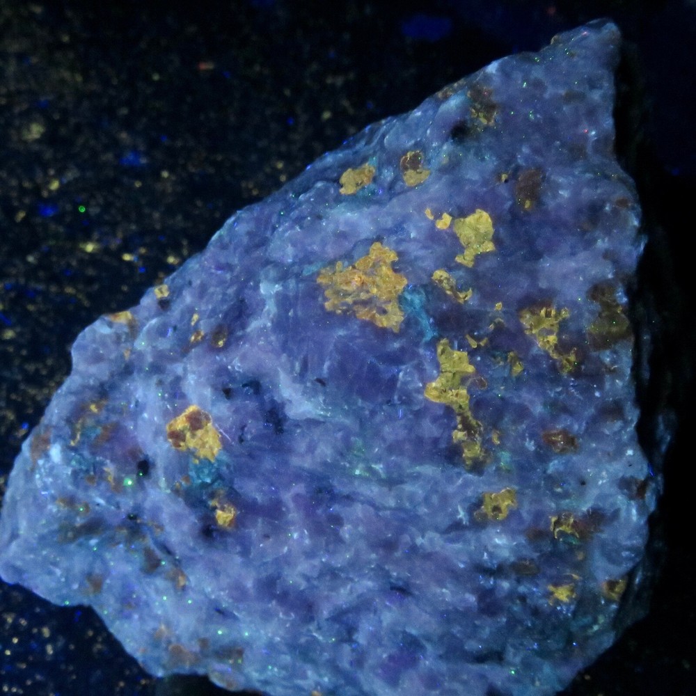 Franklin fluorescent : NORBERGITE: Franklin, N.J.