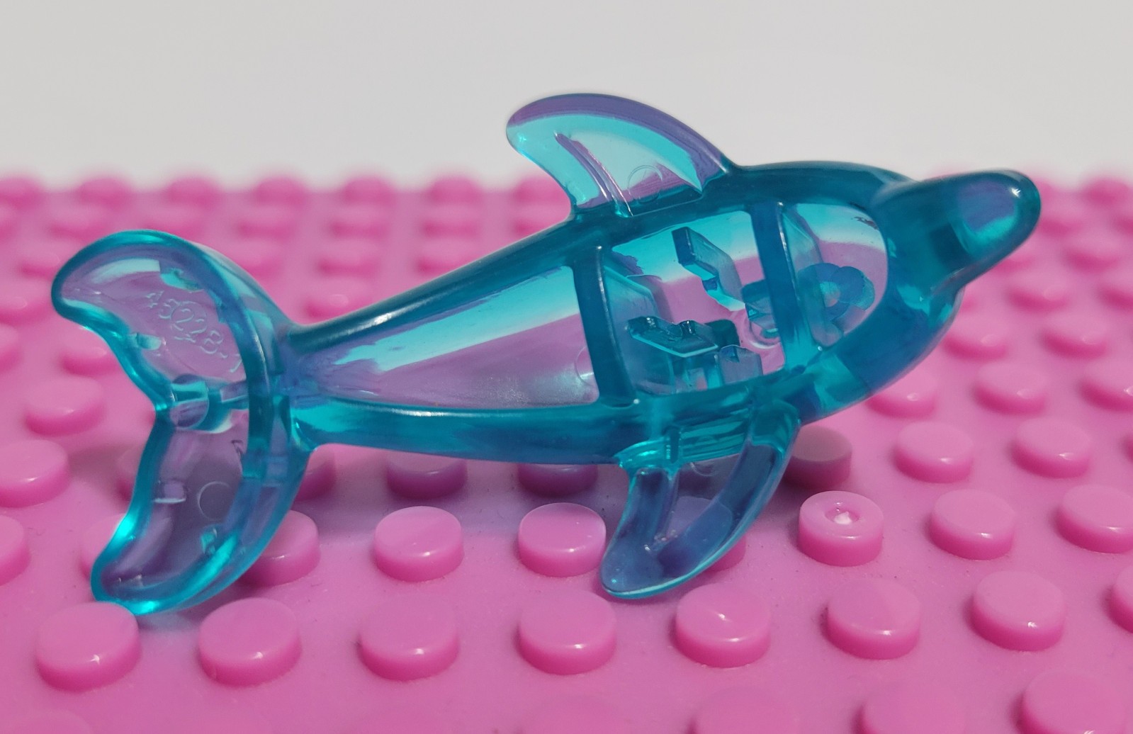 Animals Minifigure - Water - Dolphins, Flamingo, Octopus, Otter, Penguin, Swan