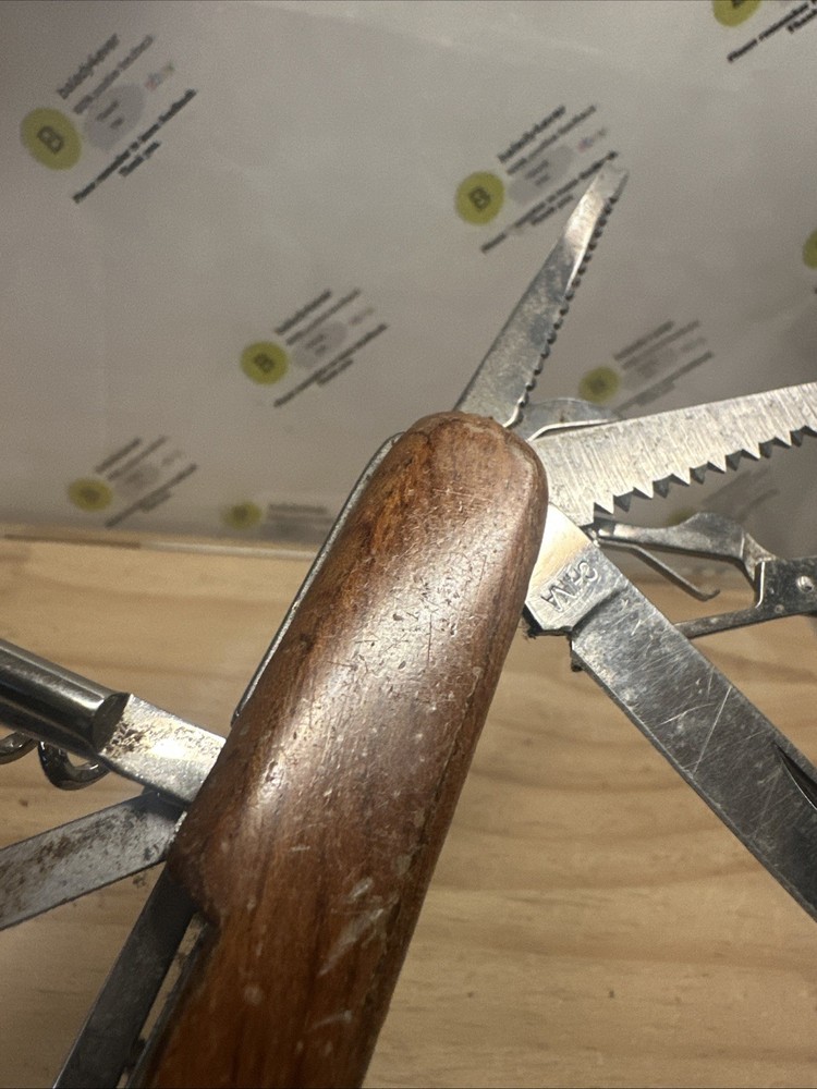 Multitool with “Biltmore” Branded