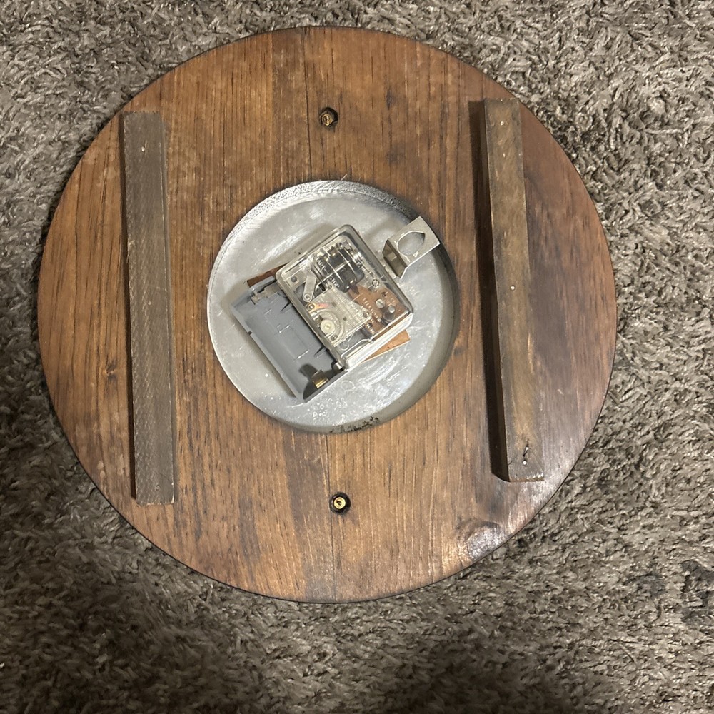Vintage WUERSCH FALL RIVER solid wood frame wall clock, Kienzle Quartz.