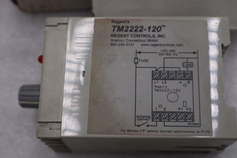 NEW OPEN BOX Regent Controls TM2222-120 Solid State Timer 120 STK 5628CC