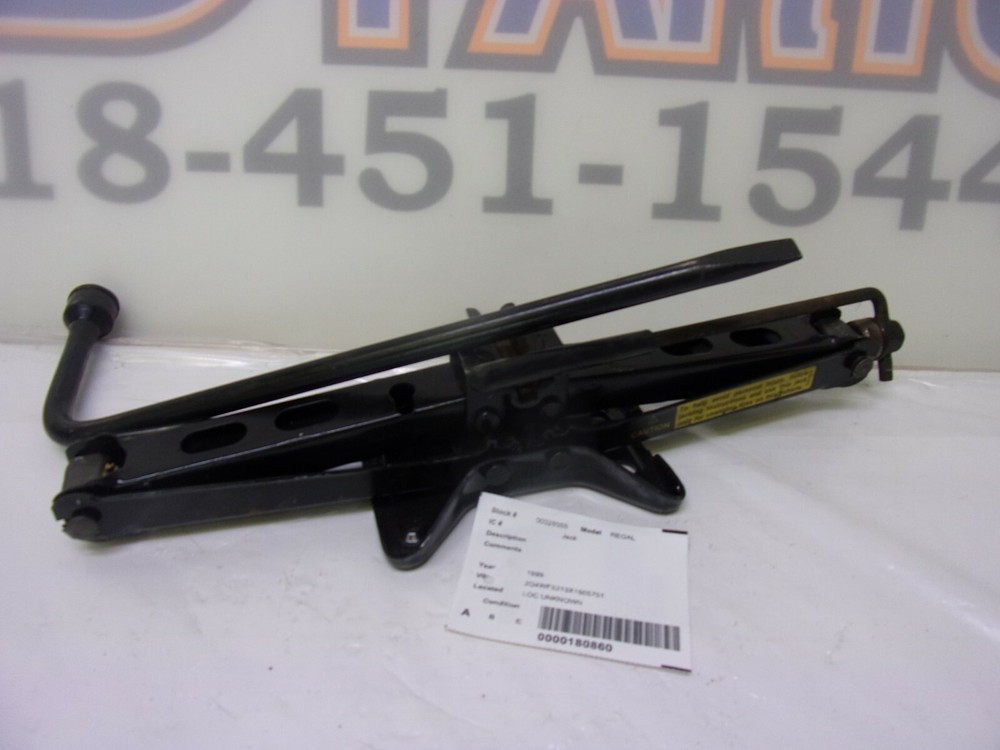 BUICK REGAL Jack  1999