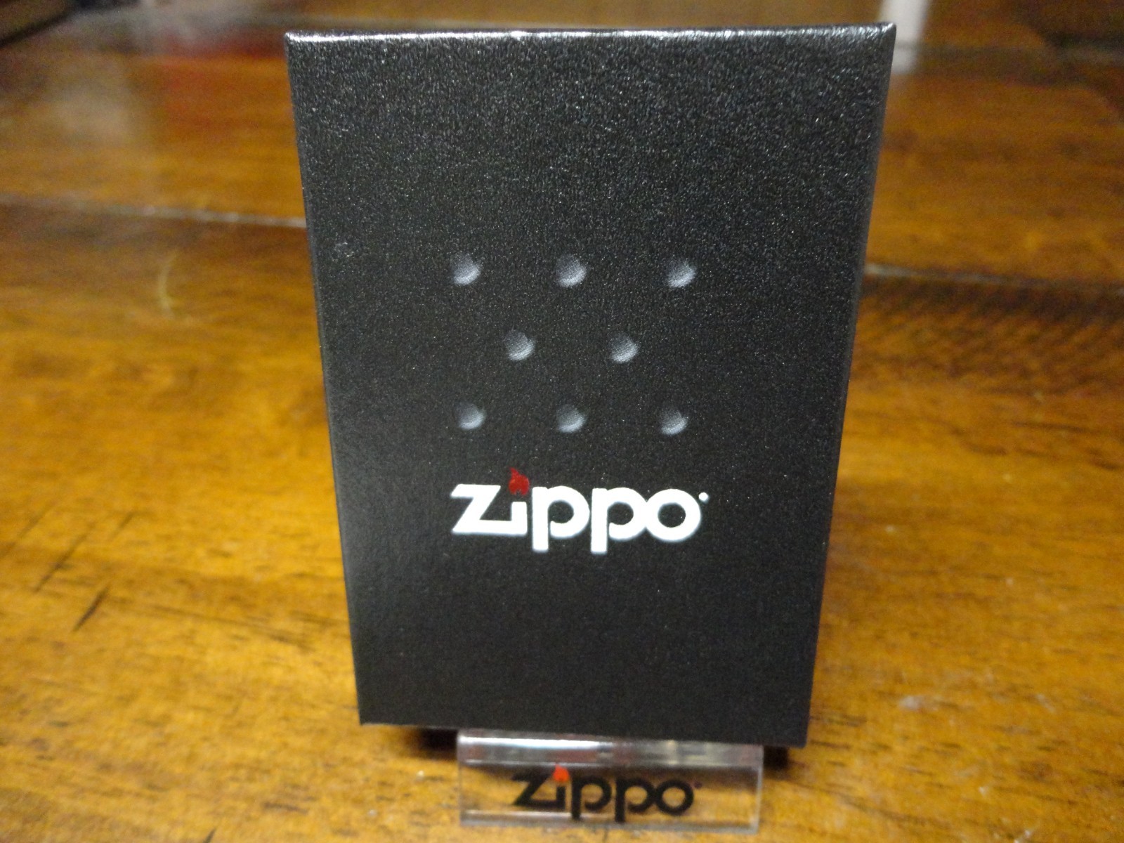 HALLOWEEN WITCH READHEAD WITH BROOM ZIPPO LIGHTER MINT IN BOX