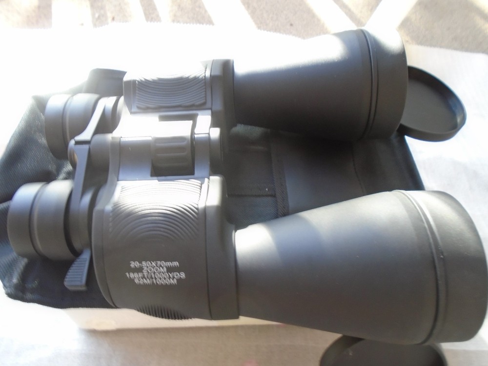 Day/ Night Prism Zoom Binoculars 20-50x70 Ruby lenses