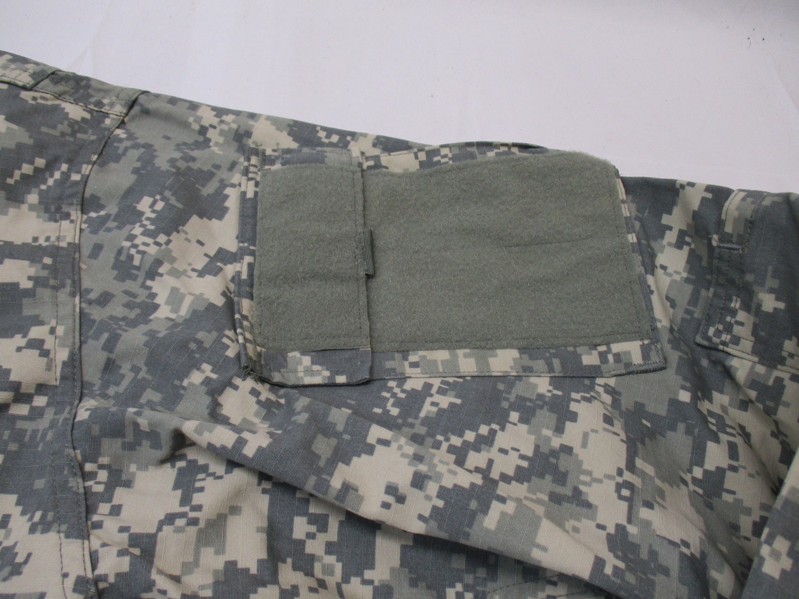 Army ACU UCP Combat Uniform Shirt Jacket 50/50 Pre-Owned