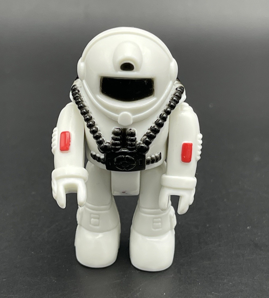 2000 Space Voyagers Set: Space Shuttle Orbiter Replacement Astronaut