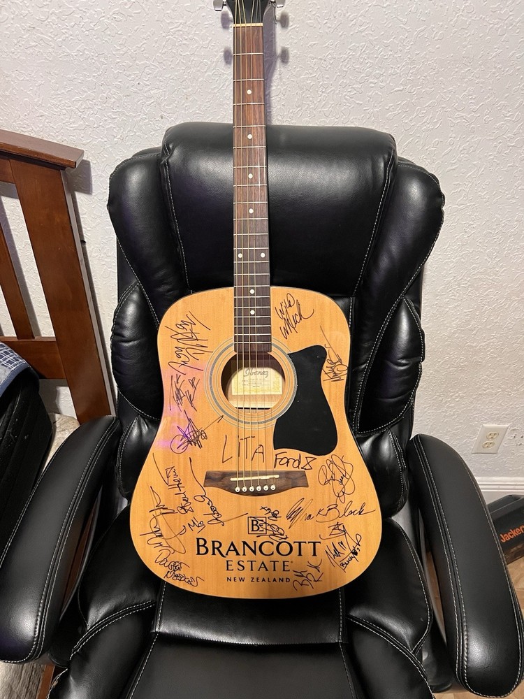 Ibanez Guitar Autograph