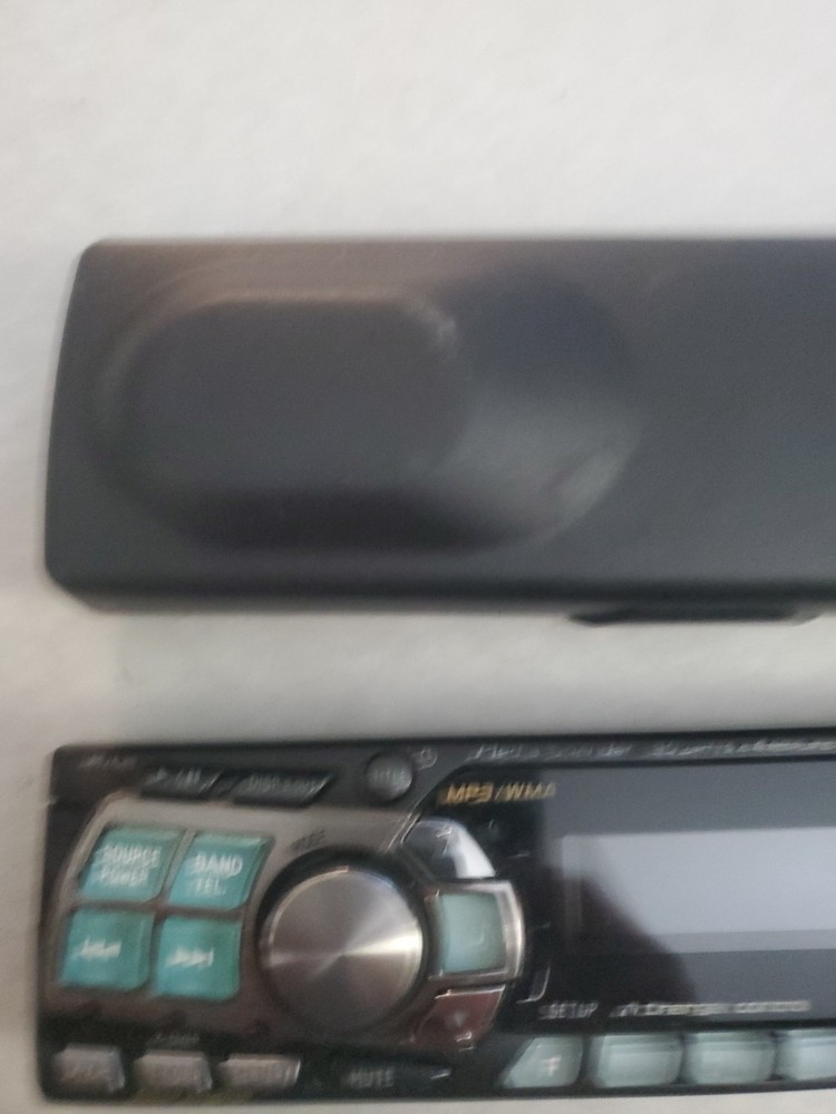 alpine CDA-9811 faceplate And Storage Box