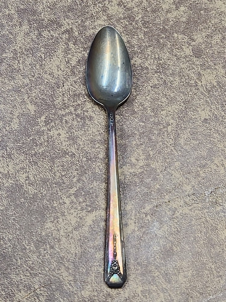 1940 Oneida Community Silver Plate Milady Pattern Teaspoon