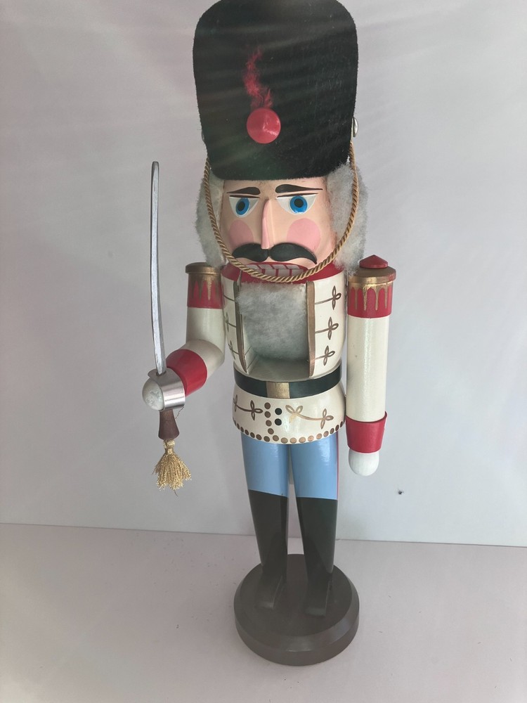 15" Seiffener Germany Soldier w/Sword Nutcracker