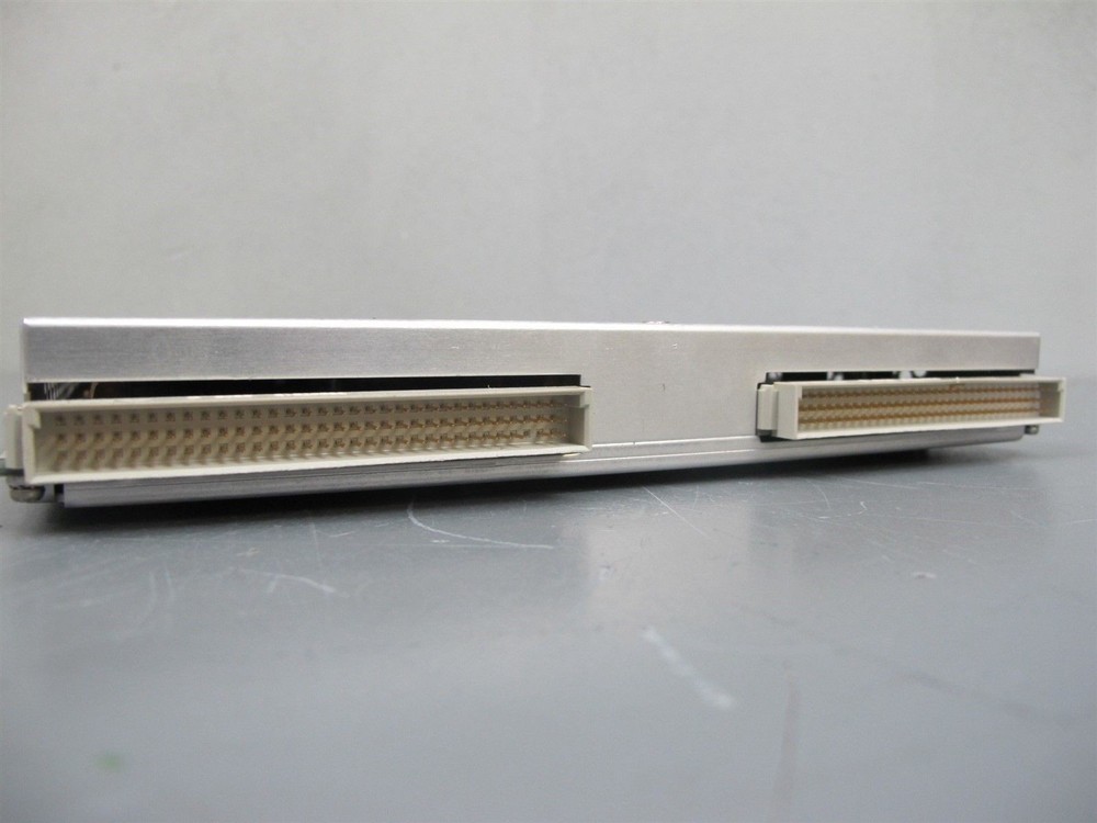 Hewlett Packard HP E1672A Sonet / SDH Transport OH Receiver VXI Module