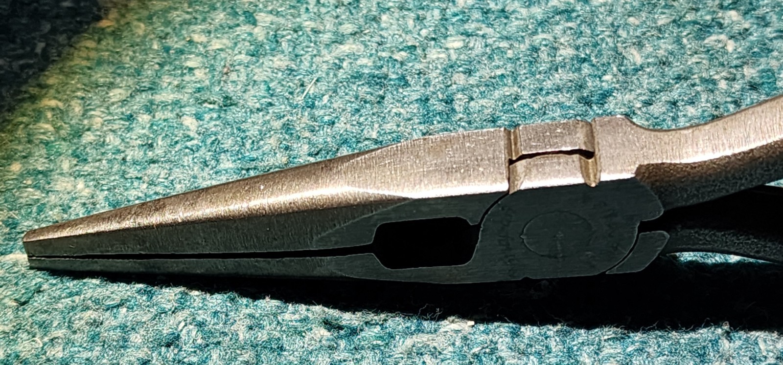 Snap-on USA 196BCP Soft Grip Needle Nose Pliers 7" OAL! Preowned. Grind Mark.