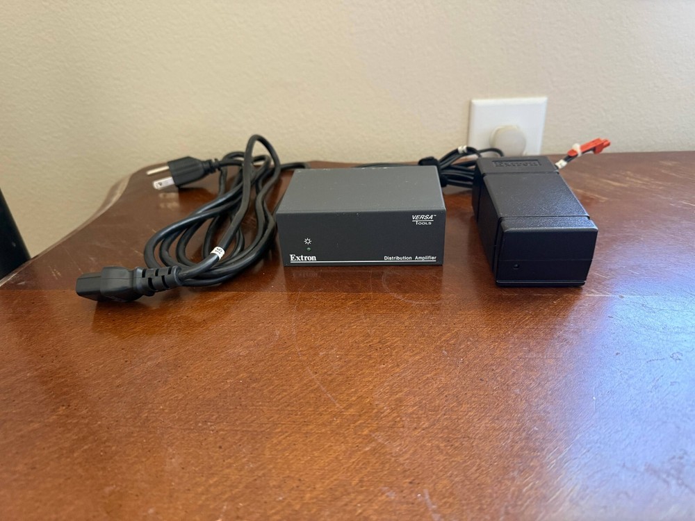 Versa Tools Extron MDA 5V Distribution Amplifier