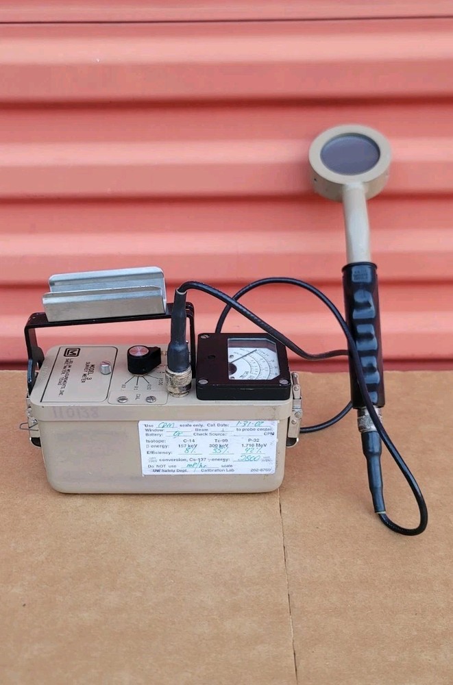 Ludlum Model 3 Survey Meter CPM 44-9