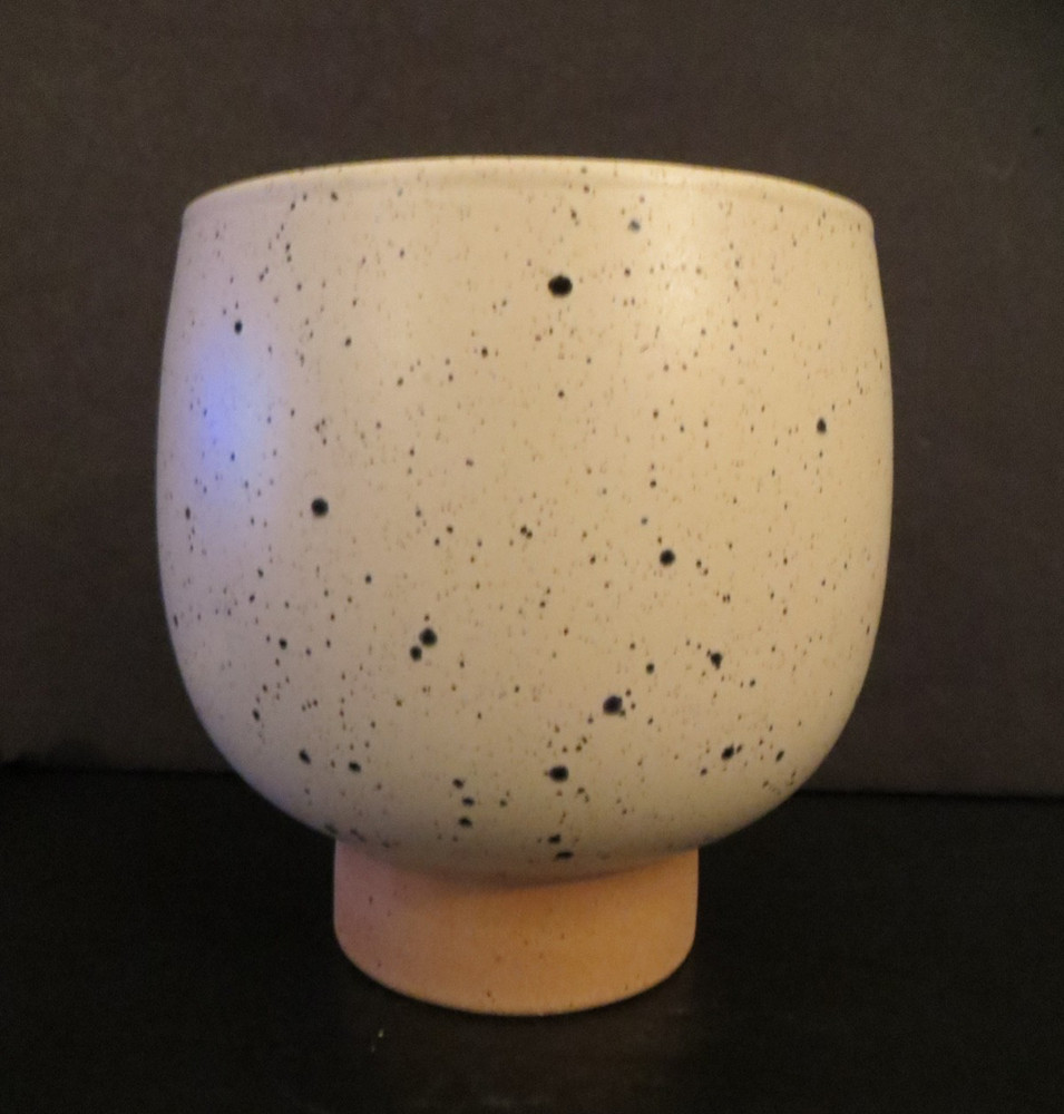 Modern footed vase egg shape beige speckle peach