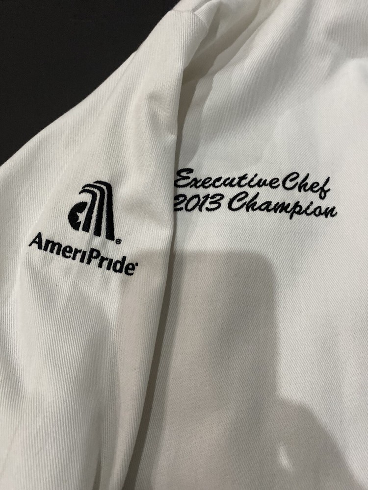 Chef Designs Large Chef Jacket, White Local Challenge Halloween Costume