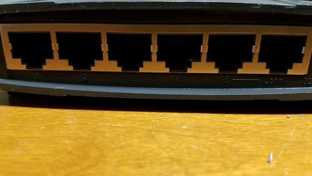 Linksys EtherFast (EZXS55W) 5-Ports External Switch