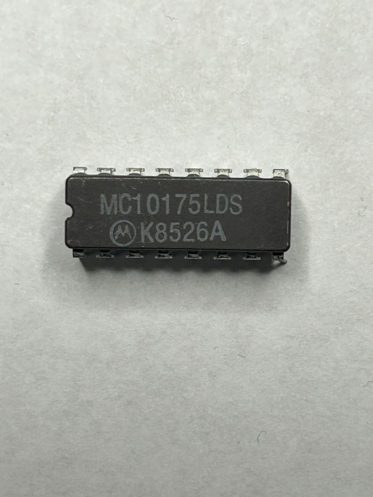 Motorola MC10175LDS Integrated Circuit