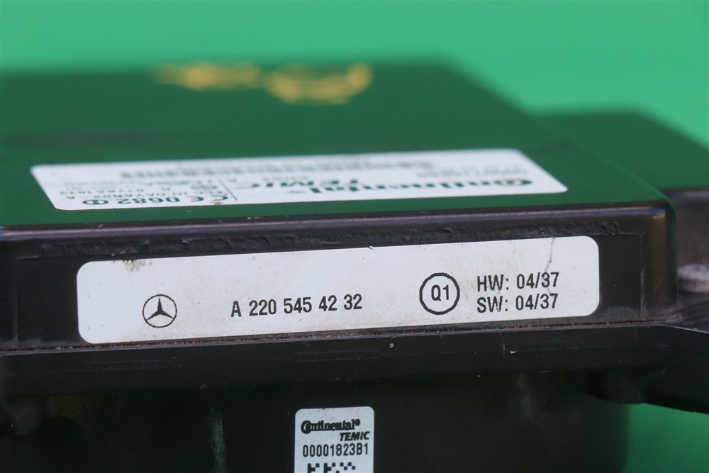 Mercedes Active Speed Cruise Control Sensor Module Distronic A2205454232