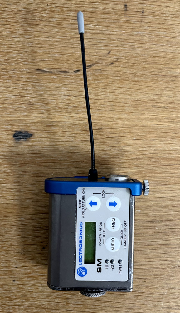 lectrosonics + 10 sm blk 28 + clip