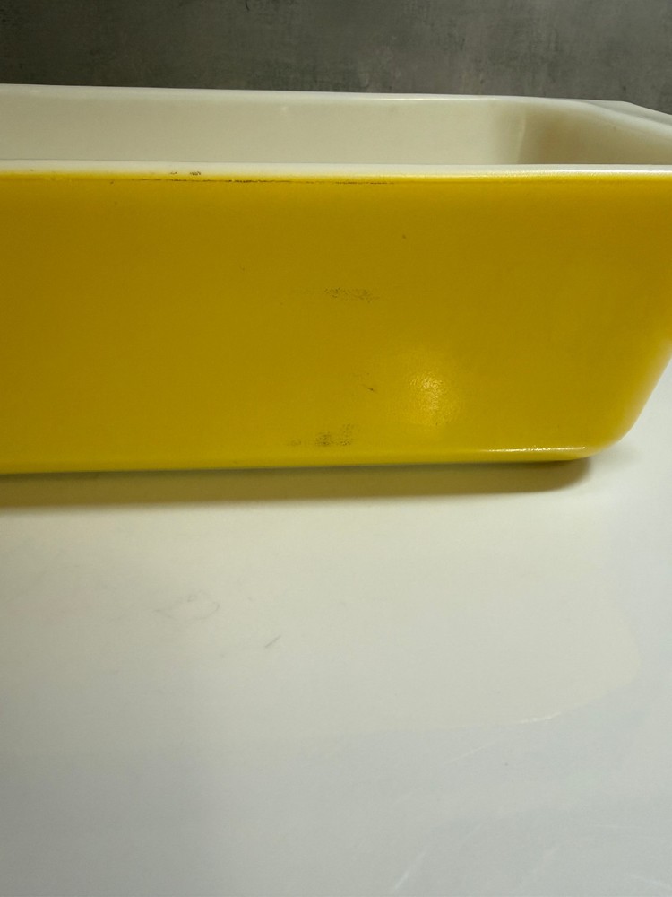 Vintage Pyrex #913 Rectangular Baking Yellow Dish, No Chips or Cracks READ