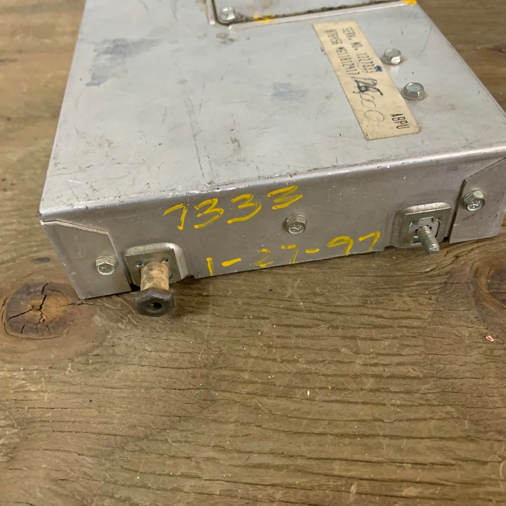 Engine Control Module ECU SERV NO 1227333 876456 M611812417 Used Control Unit