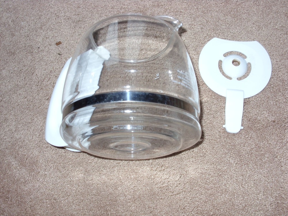 BLACK+DECKER 12-Cup caraffe with lid ex -condition