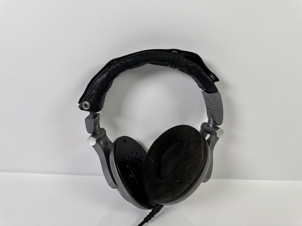 Shure SRH940 Studio & Live Headphones