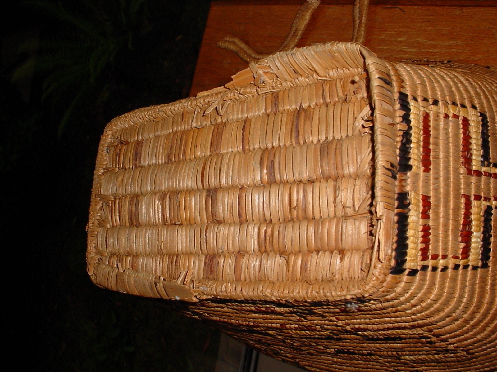 LARGE OLD THOMPSON RIVER SALISH INDIAN BASKET WITH BROKEN HANDLES 17 BY 12 BY 10