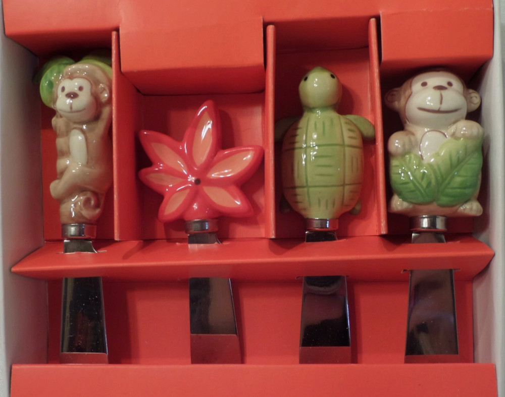 Tropical Spreaders Target 2008 (2) Monkey, Flower, Turtle, Ceramic Handle Set 4