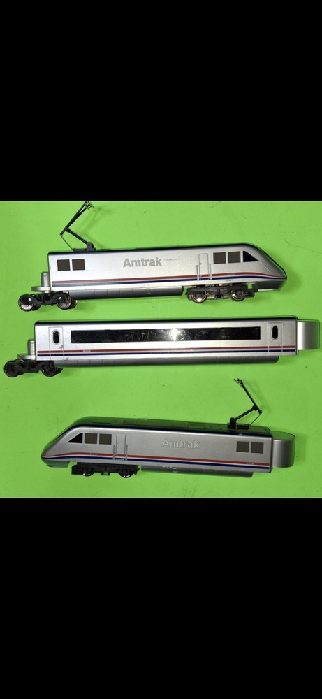 HO Scale Piko Amtrak speed train set with track. Tested