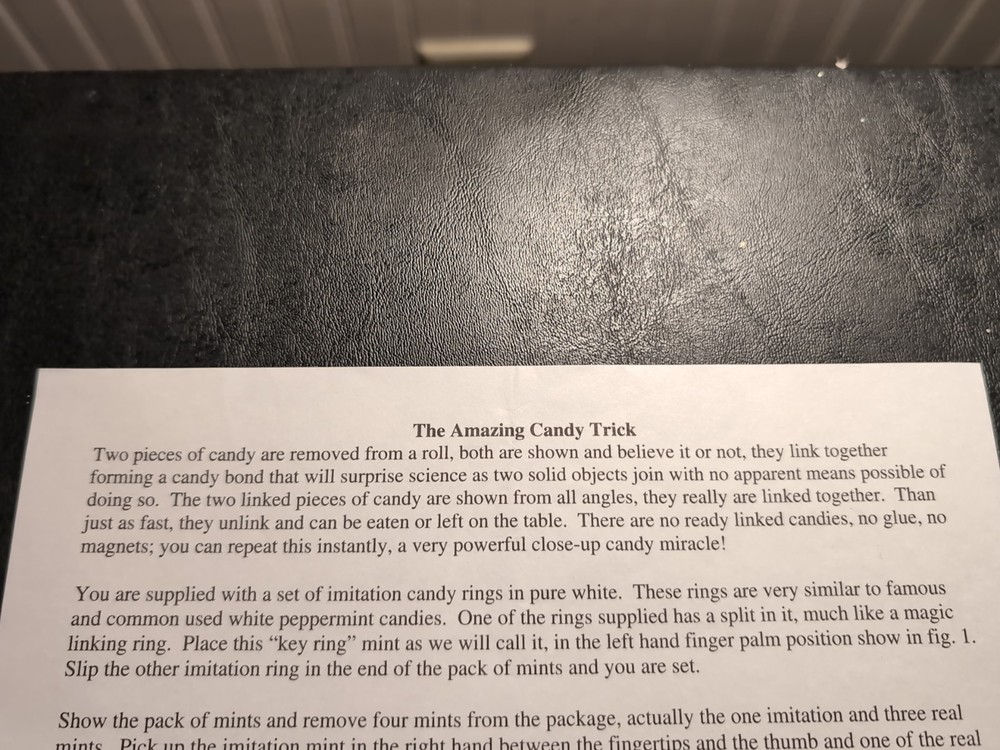 LINKING LIFESAVER CANDY Magic Trick