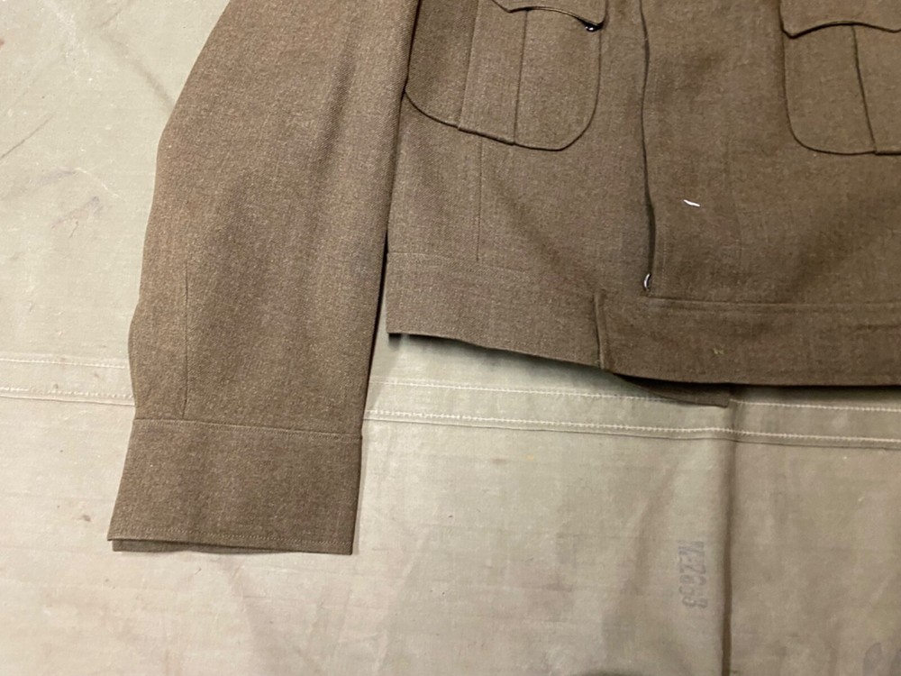 ORIGINAL WWII US ARMY OFFICER MAJOR M1944 CLASS A IKE JACKET- XSMALL 36R