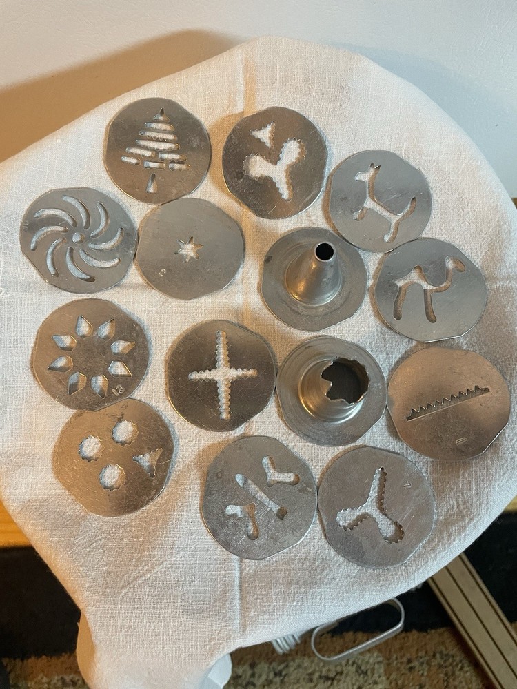 Mirro Vintage Cookie Press