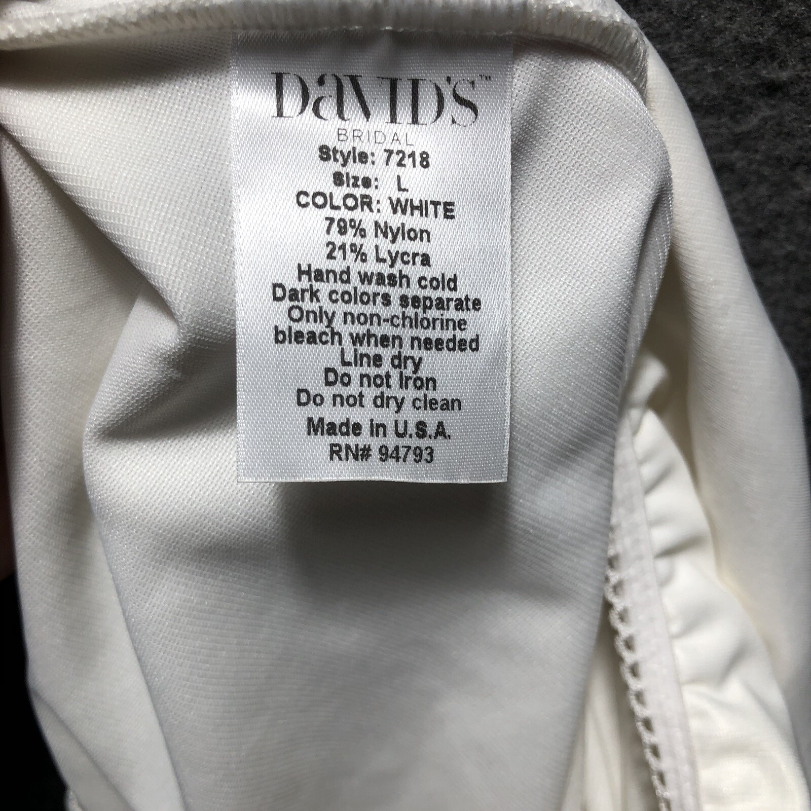Dominique Full Length Control Slip David’s Bridal 7218 Size Large White Slit