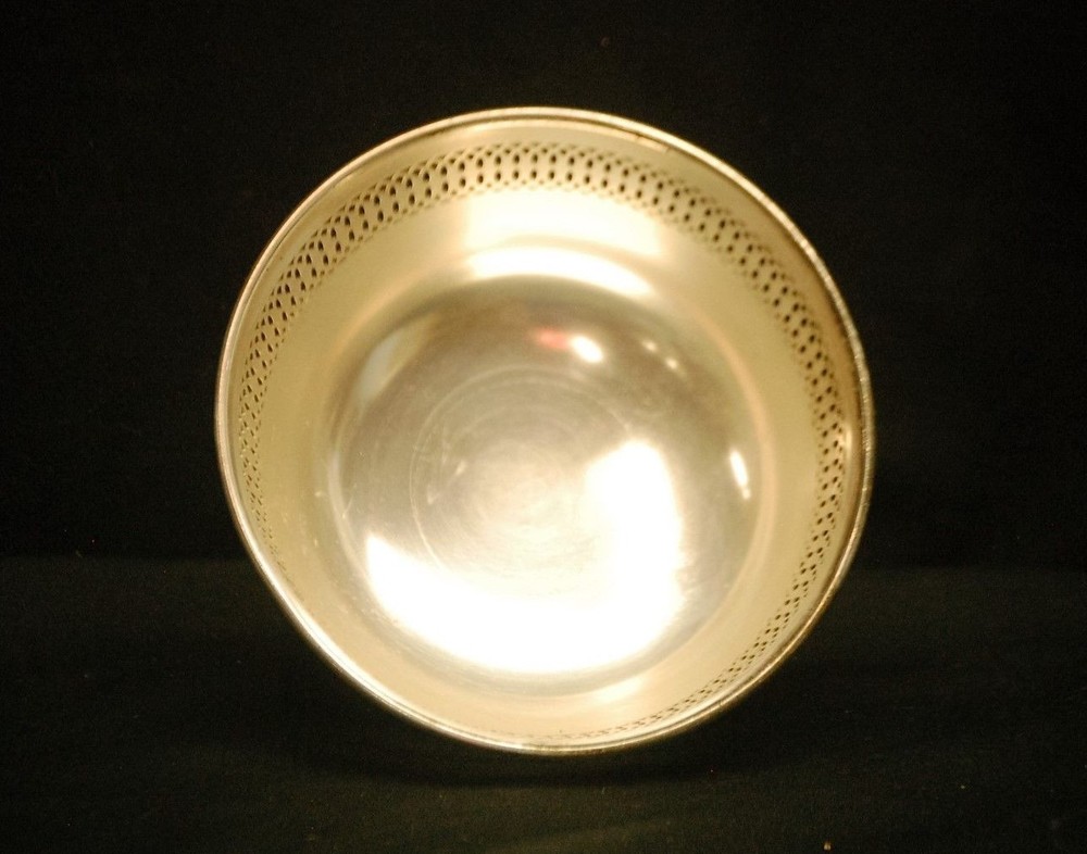 FB Rogers Silver Co Pierced Candy Bowl Dish Silverplate Pattern 1912 Vintage