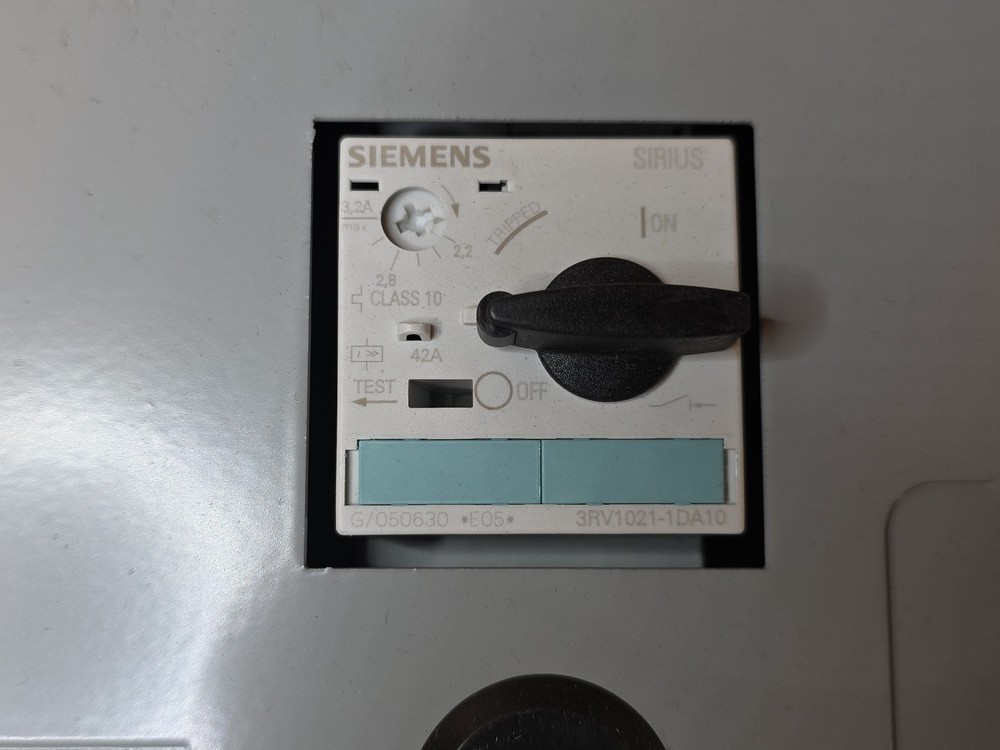 Siemens 11PD3B Manual Starter