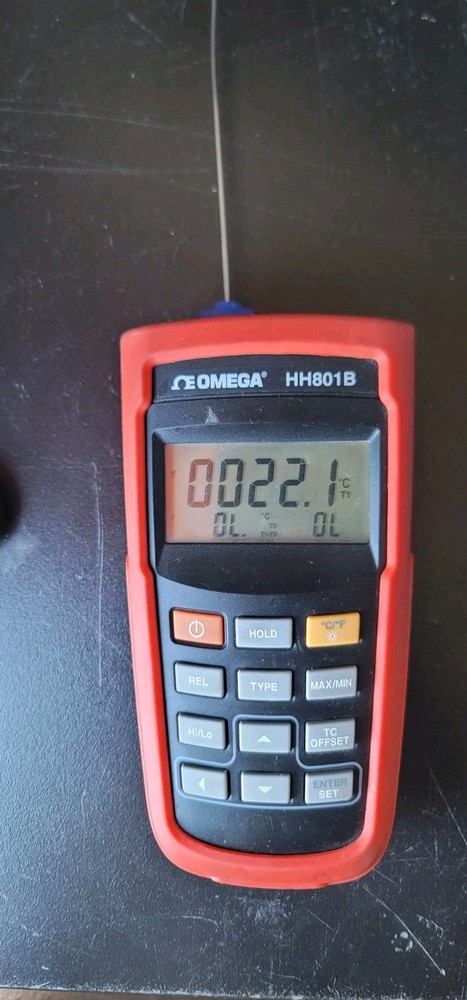 Omega HH801B Dual-Input Handheld Digital Thermometer