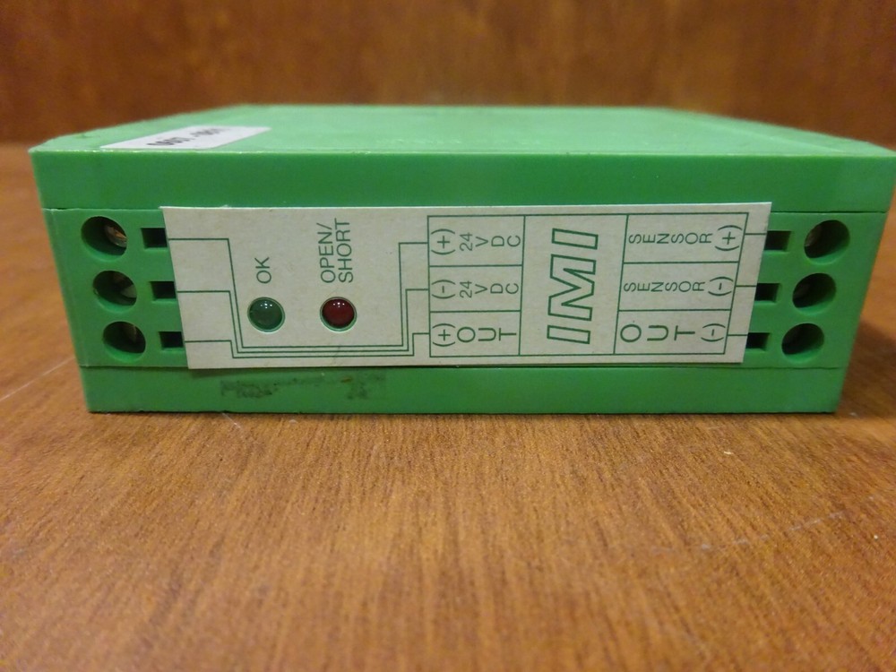 PCB Piezotronics IMI 682A02 signal conditioner