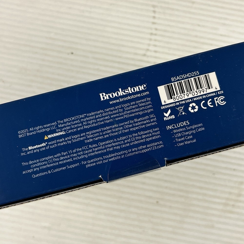 Brookstone Wireless Bluetooth Polarized Audio Smart Sunglasses – NEW w/ Case
